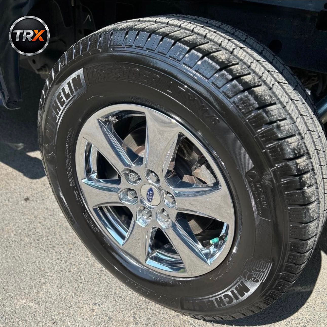 REIFEX Tire Polish – ملمّع الإطارات الاحترافي