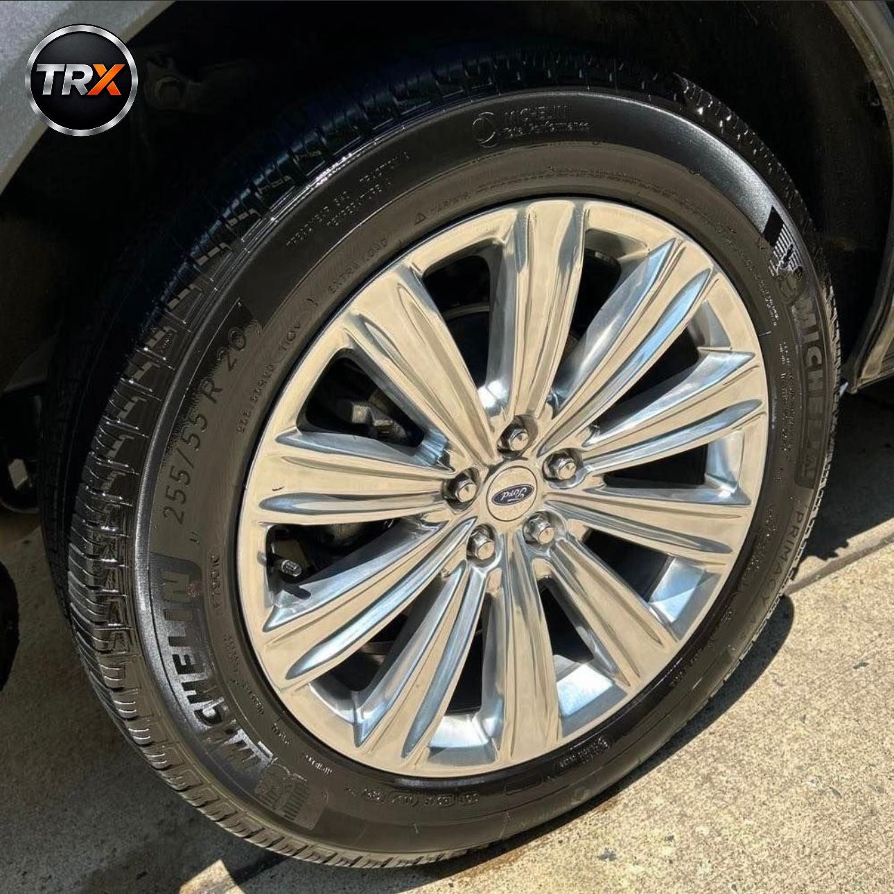 REIFEX Tire Polish – ملمّع الإطارات الاحترافي